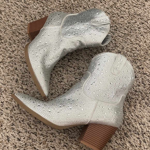 Lulus Silver Rhinestone Ankle Booties - Picture 6 of 8